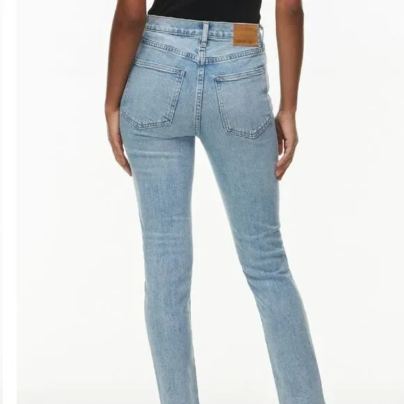 DENIM FORUM | The Yoko High Rise Slim | Size 27 - Picture 7 of 16